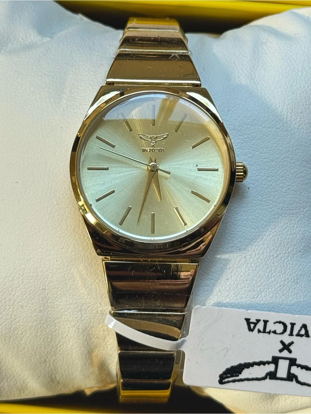 Invicta new box